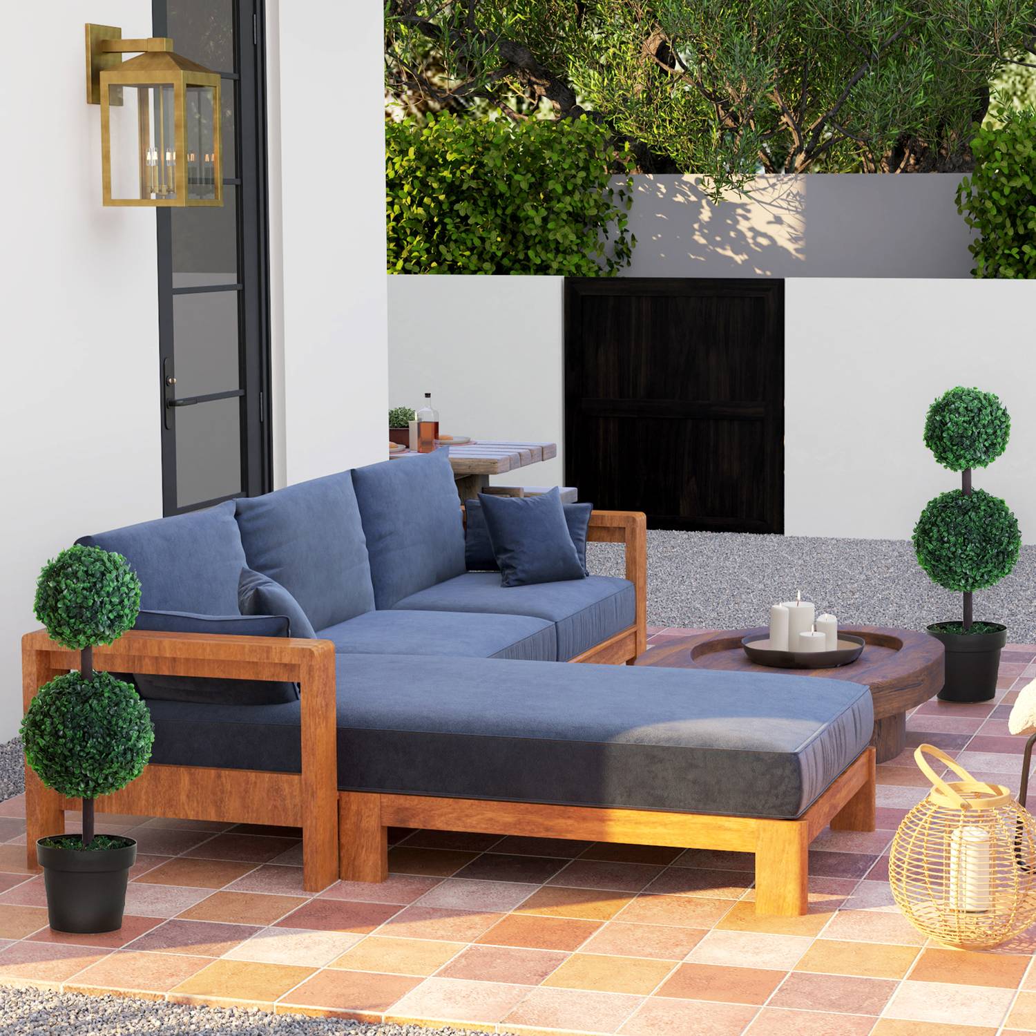 Set med 2 stora 67 cm konstgjorda träd med 2 bollar