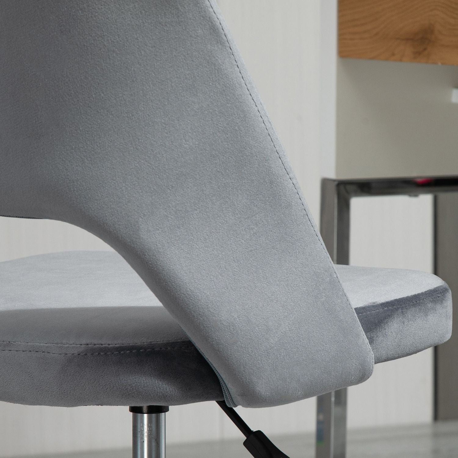 Ergonomisk roterande skrivbordsstol i sammetslook, mörkgrå
