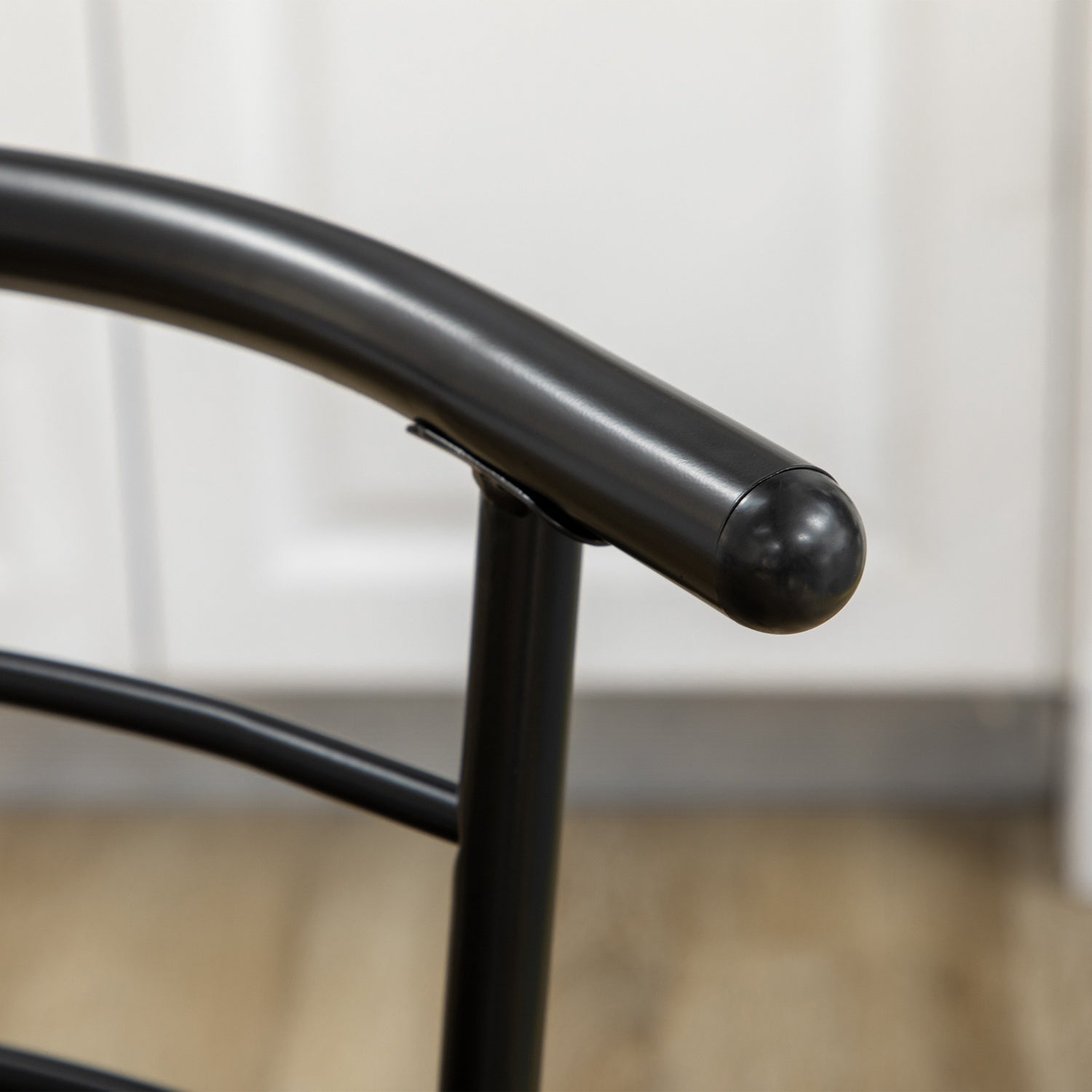 Svart ovalt köksmatbordsset med förvaring, metall