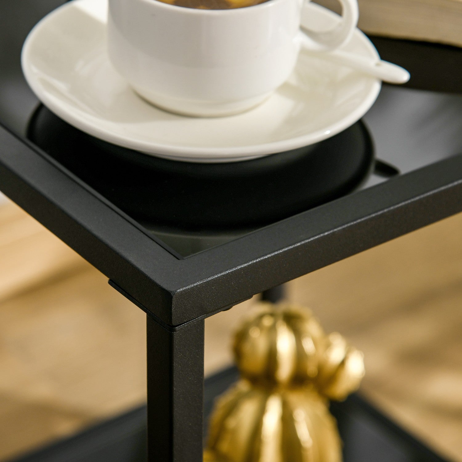 Svart sidobord i härdat glas – 2 våningar, 40 x 40 x 50 cm