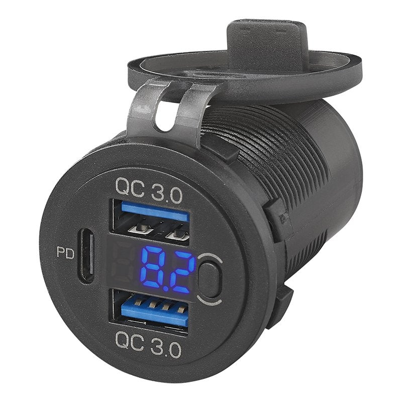 USB-uttag trippel med 2x typ A och 1x typ C + voltmeter