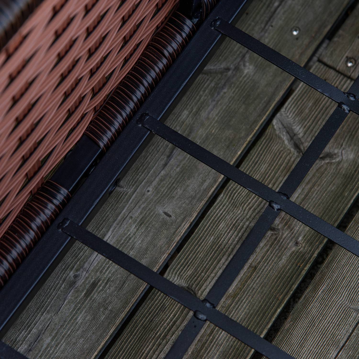 Upphöjd trädgårdssäng med hjul, kaffebrun rotting – 95x31 cm