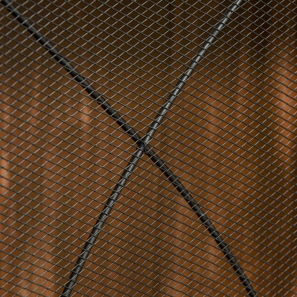 Vikbart svart metall eldstadsskydd, 3-panel, 126 x 76cm