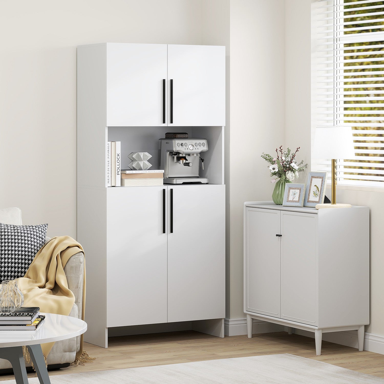 Vitt kök högskåp, mjukstängande dörrar, mikrovågshylla